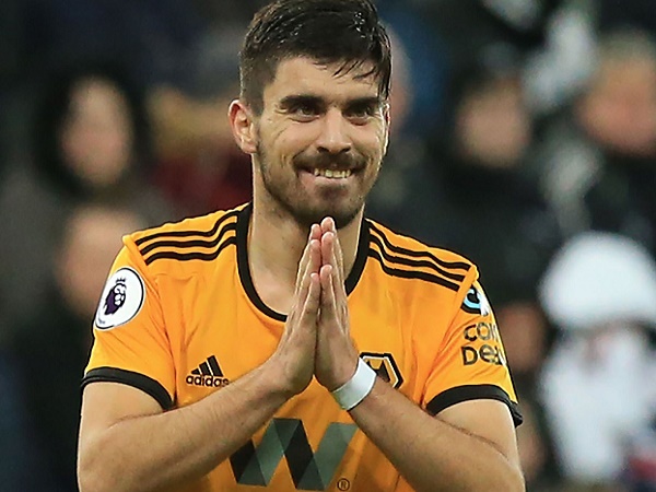 Ronaldo tiến cử tiền vệ Ruben Neves với Juventus