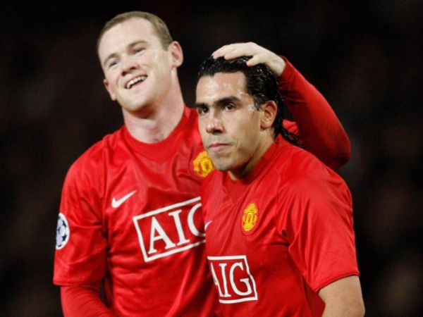 Tin bóng đá chiều 15/2: Rooney loại Ronaldo để chọn Tevez